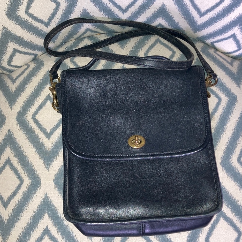 Vintage Elegant Black Leather Shoulder Bag